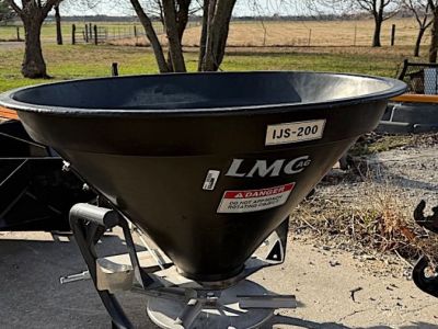  LMC AG pto Spreader 
