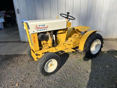  1962 Cub Cadet 
